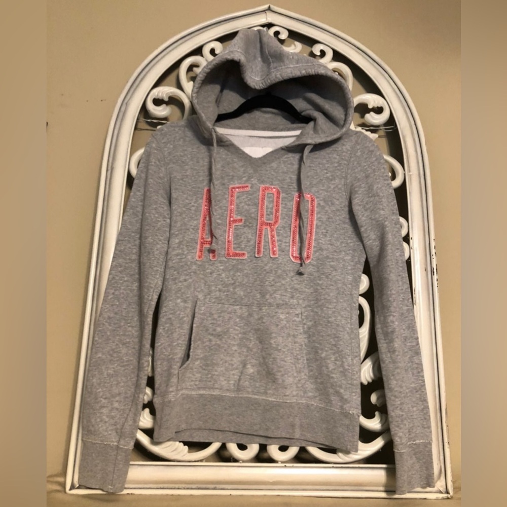 Aeropostale women's hoodie Sweatshirt Medium Pullover Gray w/Pink Bling Logo.